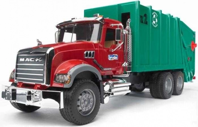 Realistische Details der MACK-Kabine