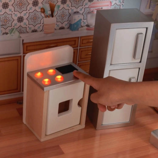 Interaktive Lichter und Sounds für realistisches Spiel