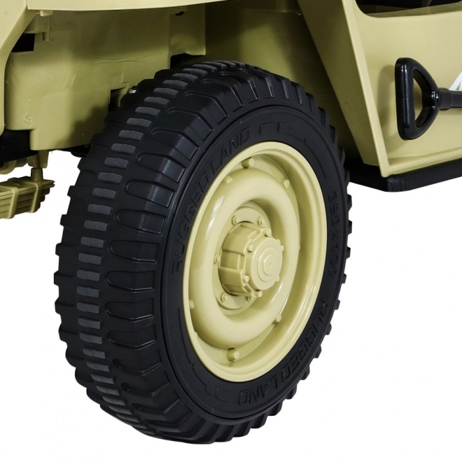 Retro-Militärfahrzeug für Kinder mit 4x4-Antrieb, Platz für 3 und EVA-Reifen