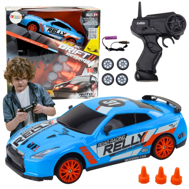 Ferngesteuertes Sportauto mit Wechselrädern in Blau