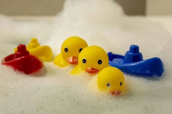 Badewannenset mit Enten und Booten