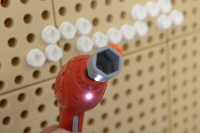 Masterkidz Werkzeugset mit Bohrer und 8 Elementen für die wissenschaftlich-kreative STEM-Tafel