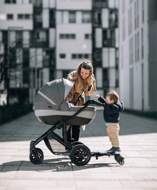 Stupstufe mit Sitz für Kinderwagen von FreeON