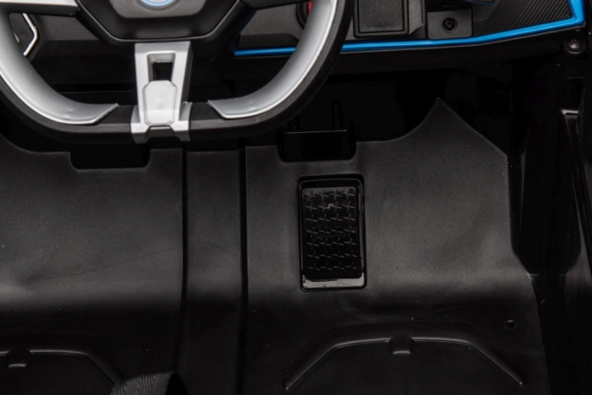 Elektrisches Auto BMW i4 4x4 schwarz