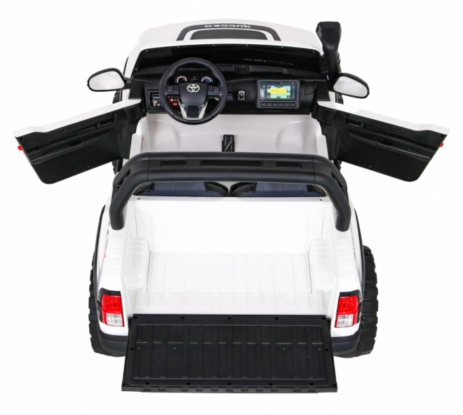 Fahrzeug Toyota Hilux Weiß