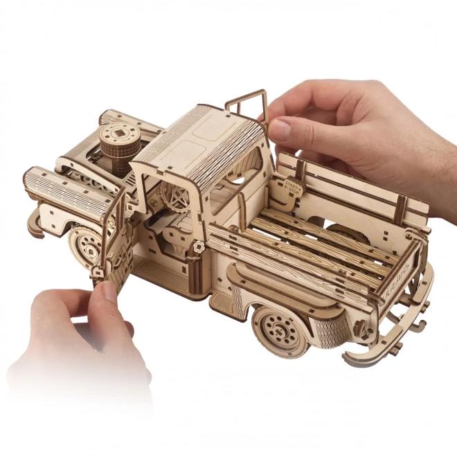 Ugears 3D Holzmechanik-Puzzle Amerikanischer Pickup-Truck