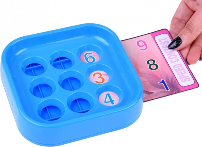 Lernen durch Spiel: Zahlen und Alphabet