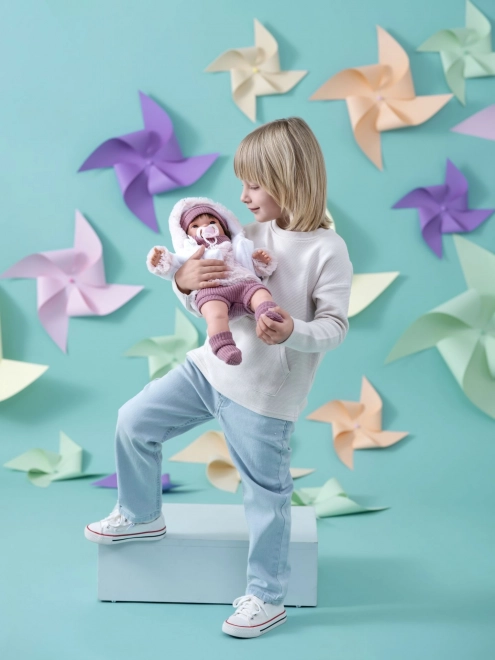 Realistische Puppe Carla mit Geräuschen und weichem Stoffkörper 42 cm
