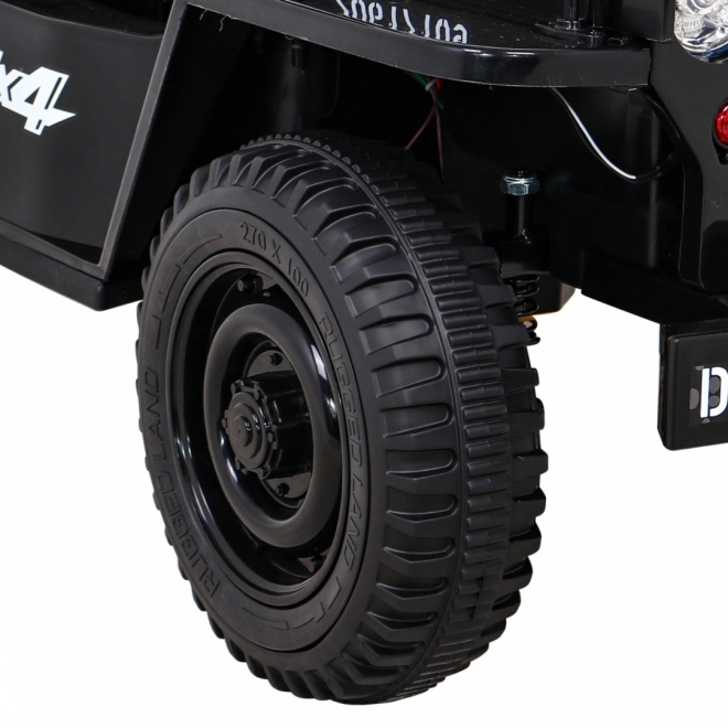 Retro Militärfahrzeug für Kinder schwarz + Allradantrieb 4x4 + Fernbedienung + 2 Gepäckträger + langsamer Start + MP3 LED