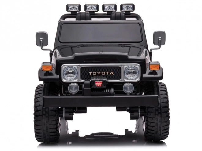 Elektrisches Kinderauto Toyota Land Cruiser – Schwarz