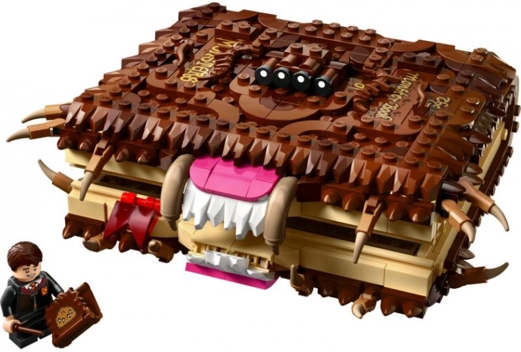 Schnappende Kiefer und Pull-back-Action