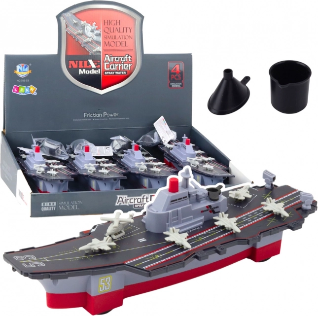 Militärschiff mit Antrieb und Wassereffekten