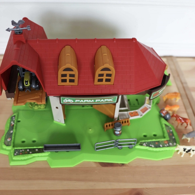 Bauernhof Set mit Traktoren und Figuren