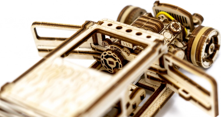 Hochwertige Holzausführung ohne Klebstoff