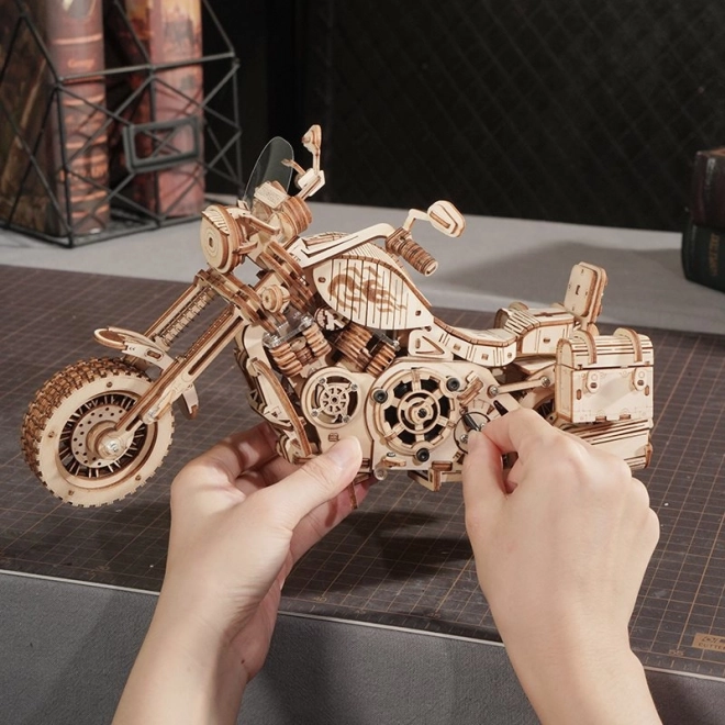 Robotime Rokr 3D Holzpuzzle Cruiser Motorrad