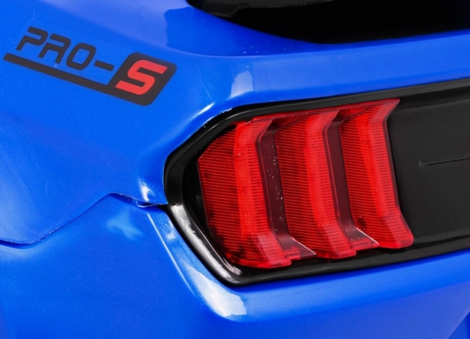 GT Sportwagen für Kinder blau + Fernbedienung + langsamer Start + Gepäckträger + MP3 LED-Diode