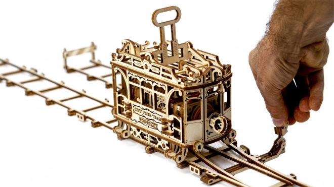 Holz Mechanisches 3D-Puzzle Stadtstraßenbahn mit Schienen