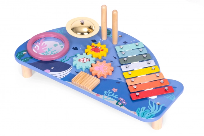 Musikinstrumenttisch mit Xylophon, Becken und Tamburin im Meeresthema von ECOTOYS