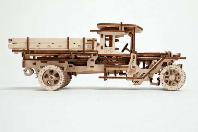 Mechanischer 3D Holzpuzzle-LKW von UGEARS