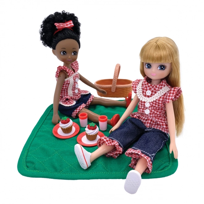 Lottie Puppen Picknick im Park