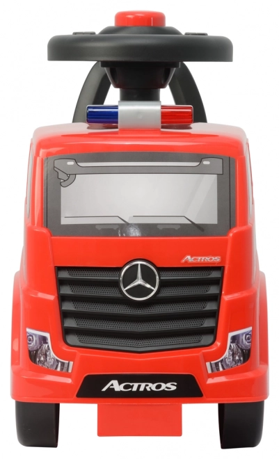 Lauflernwagen MERCEDES Actros Polizei Rot