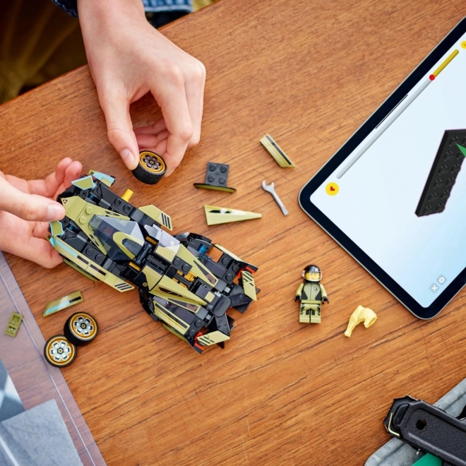 Öffnendes Cockpit und Fahrer-Minifigur
