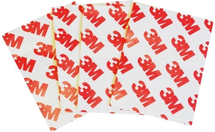 Einfache Montage mit starkem Klebeband