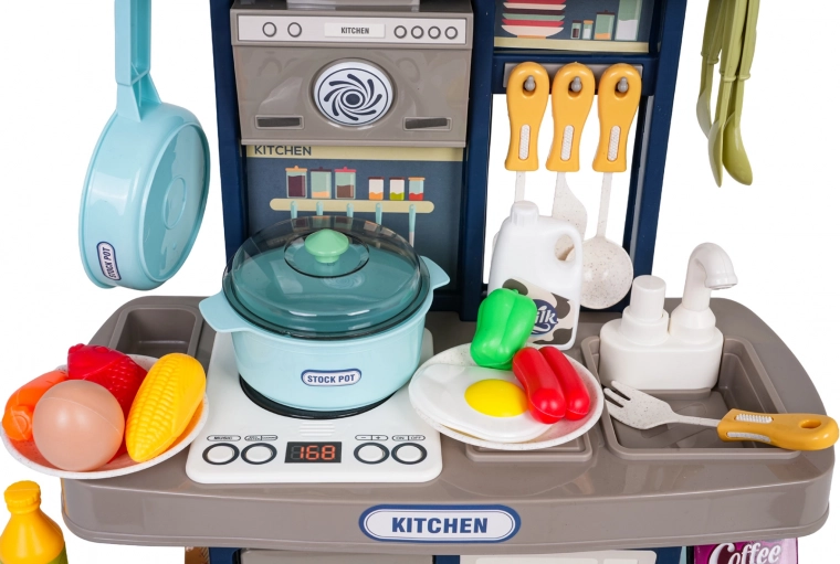 Realistisches Kochen mit Licht und Geräuschen