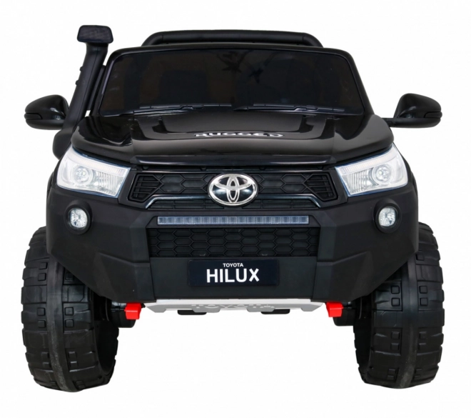 Fahrzeug Toyota Hilux Schwarz