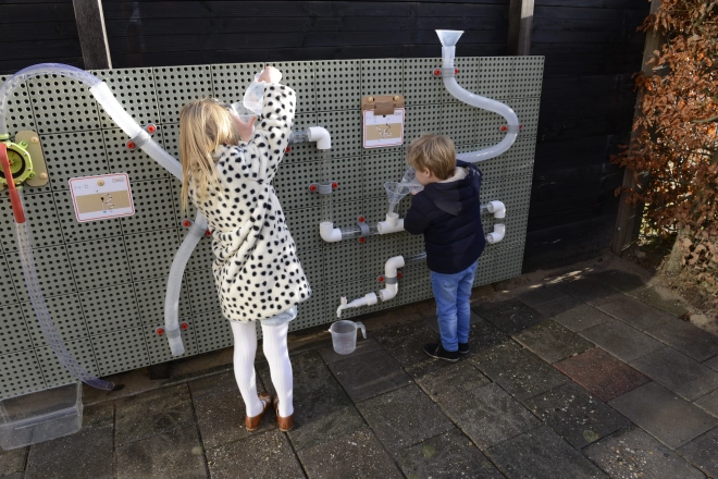 Masterkidz kreative STEM-Wandtafel für den Außenbereich