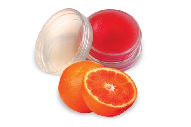 DIY Lippenbalsam mit Bienenwachs - Orange