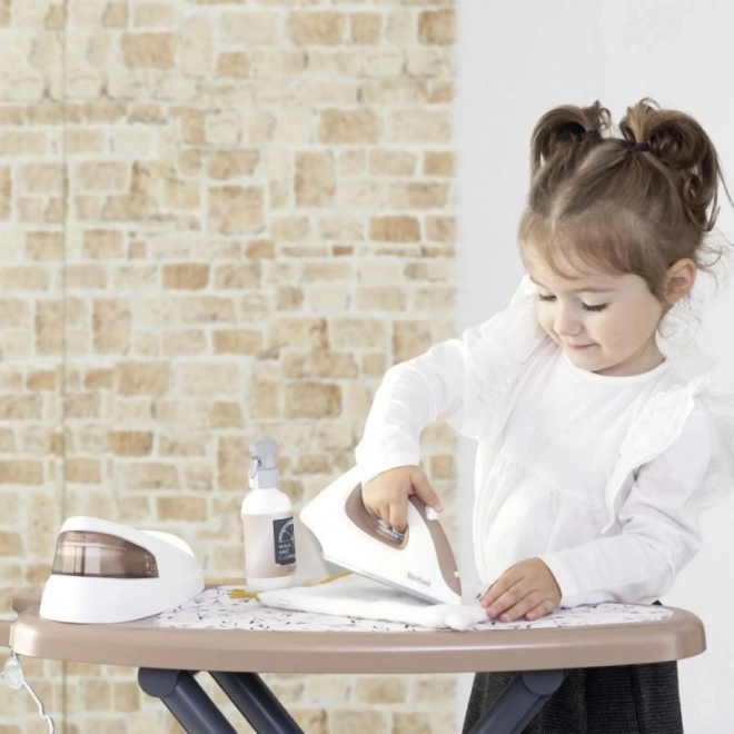 Tefal Kinderbügelbrett mit Bügeleisen und Dampfgenerator