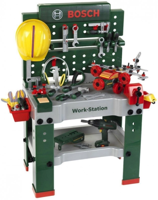 Realistische Werkbank mit Lochwand