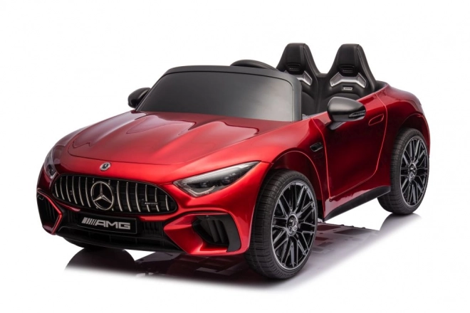 Mercedes AMG SL63 rot lackiertes Auto mit Batterie