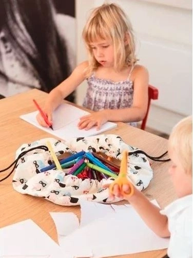 Universal-Organizer für Kinderkleinigkeiten