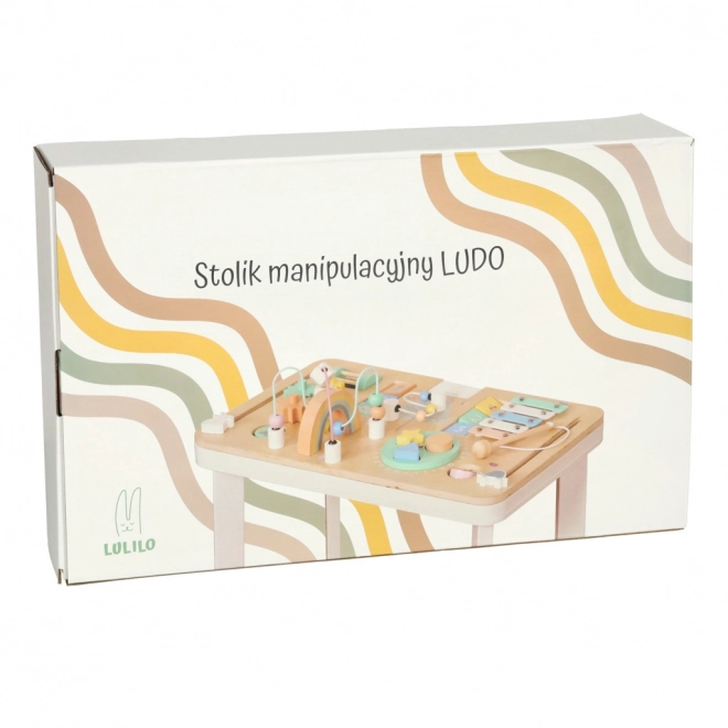 Farbenfroher Montessori-Spieltisch Lulilo