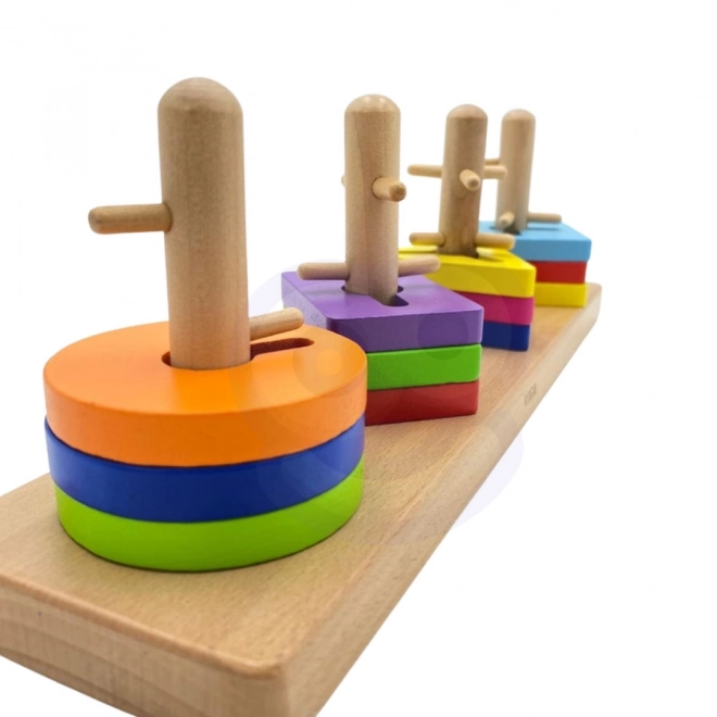 Holzpuzzle mit Formen