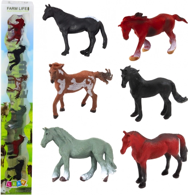 Set von Plastik-Pferdefiguren Variante Bauernhof Leben