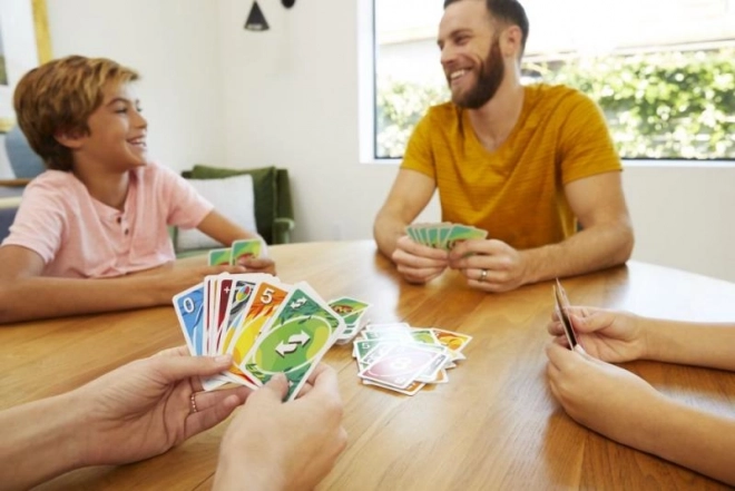 UNO Karten – Klassisches Kartenspiel mit neuen Regeln