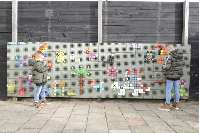 Masterkidz kreative STEM-Wandtafel für den Außenbereich