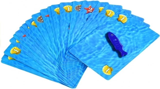 Karten und bunte Fische: spielerisch lernen