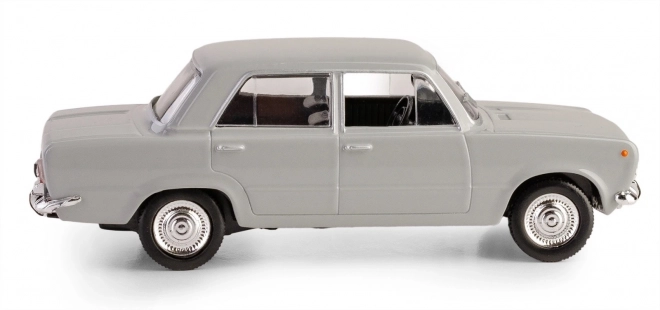 Klassiker des PRL: Fiat 125p in Aschgrau