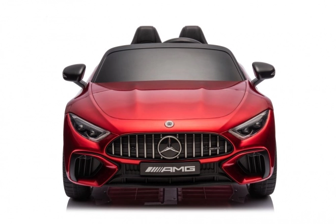 Mercedes AMG SL63 rot lackiertes Auto mit Batterie