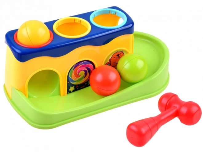 Bunter Hammer Steckspiel mit Bällen