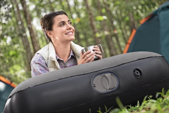 Aufblasbare Matratze Bestway Tritech mit USB-Pumpe