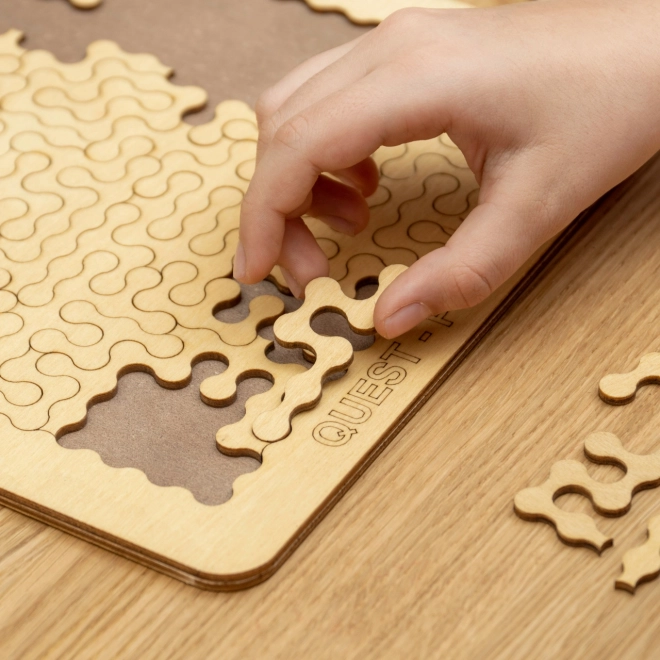 Holzpuzzle-Herausforderung von EscapeWelt