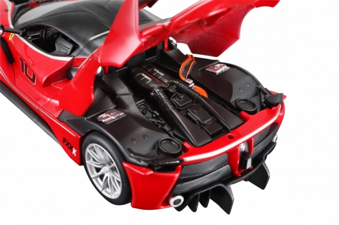 Ferrari FXXK Modellauto Rot 1:24