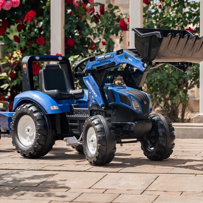 Falk Trettraktor New Holland mit Anhänger