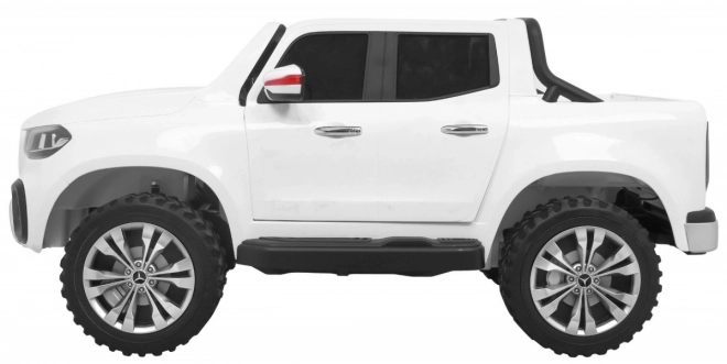 Mercedes Benz Klasse X für Kinder weiß + Fernbedienung + 4x4 + MP4 + Gepäckträger + LED + EVA