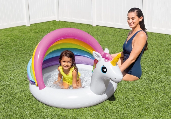 Aufblasbarer Regenbogen-Einhorn-Pool mit Dach